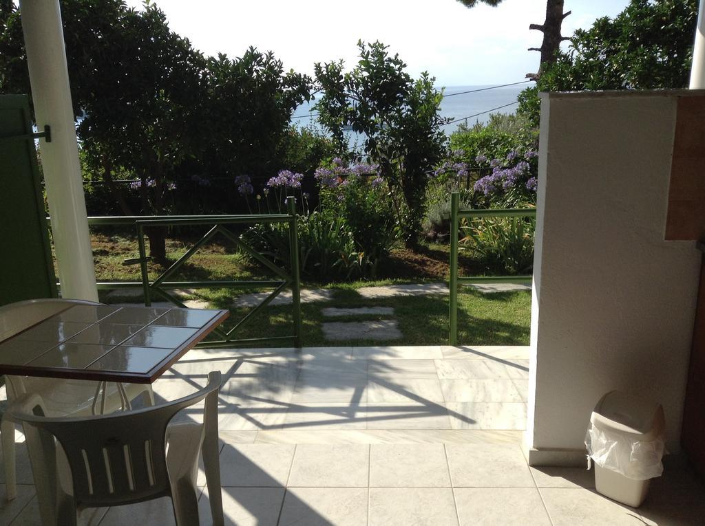 Villa Yiannis (Adults Only) Megali Ammos  Habitación foto